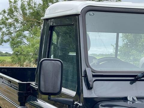 Land Rover Defender view 46