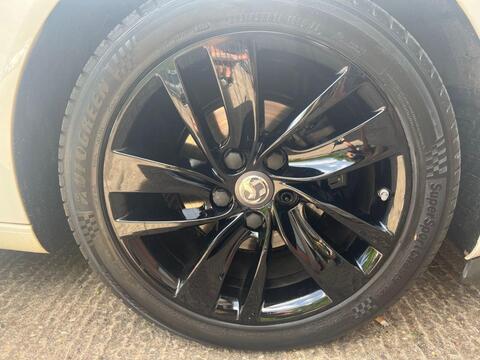Vauxhall Insignia view 23