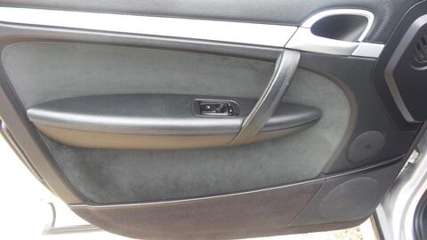 Porsche Cayenne view 32