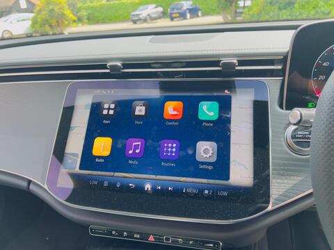 Mercedes-Benz E Class view 54