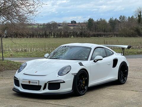 Porsche 911 view 11