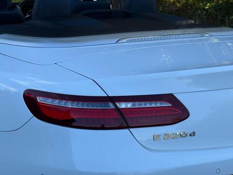 Mercedes-Benz E Class view 19