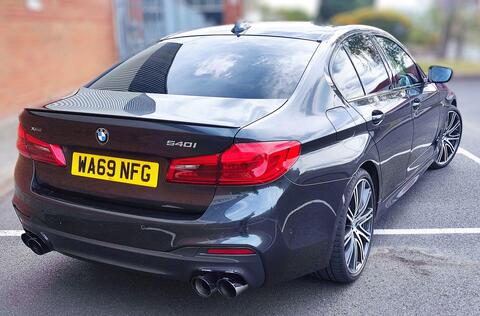 BMW 5 Series view 29