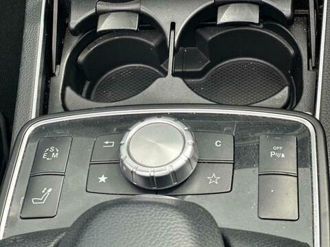 Mercedes-Benz E Class view 83