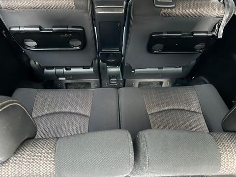Nissan Serena view 26