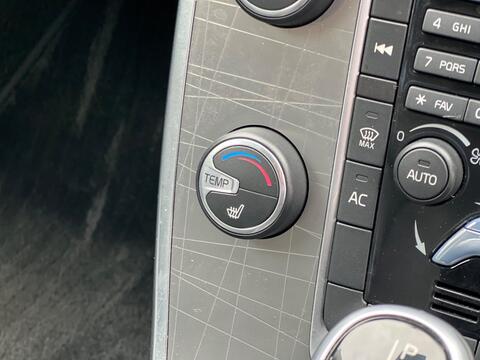 Volvo XC70 view 56