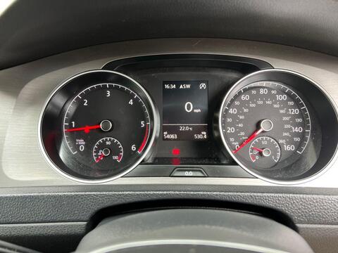 Volkswagen Golf view 21