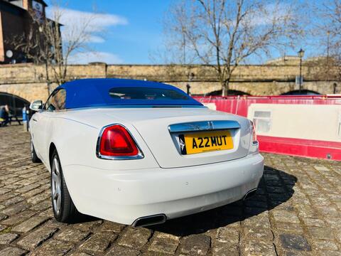 Rolls-Royce Dawn view 26