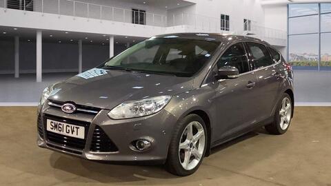 Ford Focus view 2