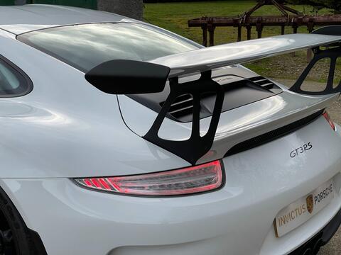 Porsche 911 view 80