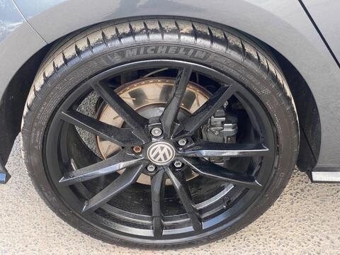 Volkswagen Golf view 48
