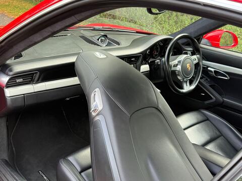 Porsche 911 view 54