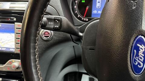Ford Galaxy view 24