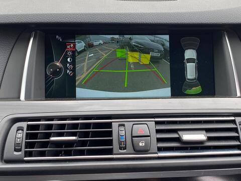 BMW 5 Series view 25