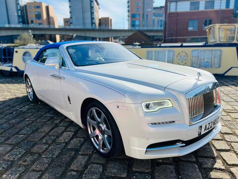 Rolls-Royce Dawn view 8