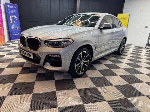 BMW X4 view 3