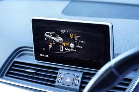 Audi SQ5 view 11