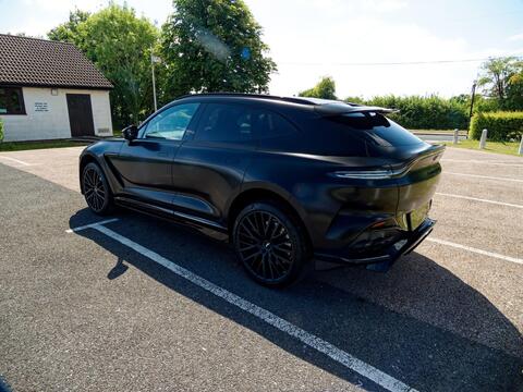 Aston Martin DBX view 20