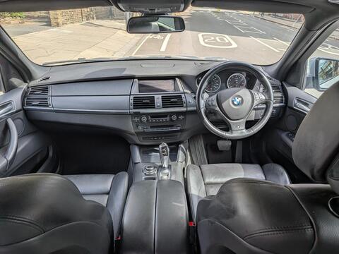 BMW X5 M view 20