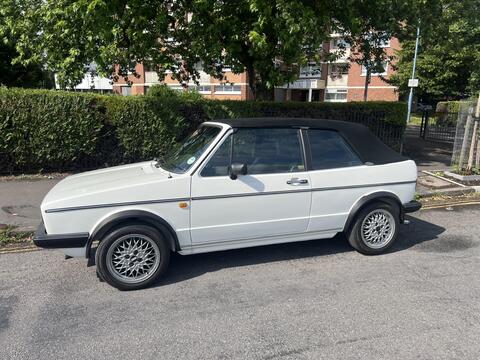 Volkswagen Golf1.8 2dr63546557483009123