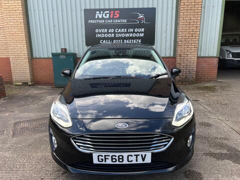 Ford Fiesta view 3