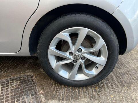 Vauxhall Corsa view 27