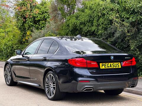 BMW 5 Series view 6