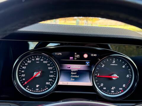 Mercedes-Benz E Class view 50