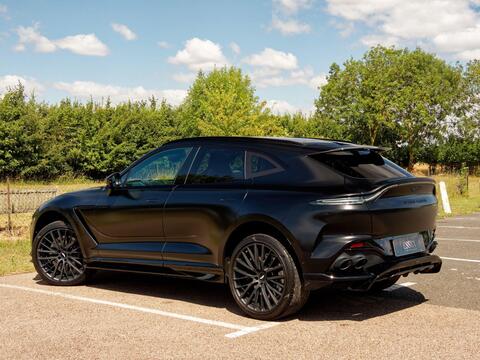 Aston Martin DBX view 11