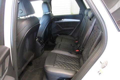 Audi SQ5 view 54