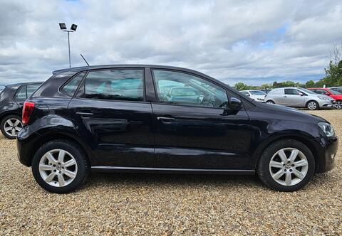 Volkswagen Polo view 5