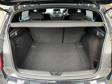BMW 1 Series view 21