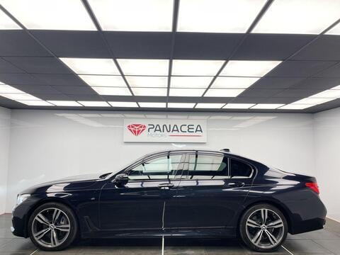 BMW 7 Series view 35