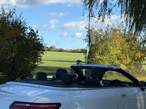 Mercedes-Benz E Class view 59
