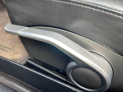 Porsche 911 view 37