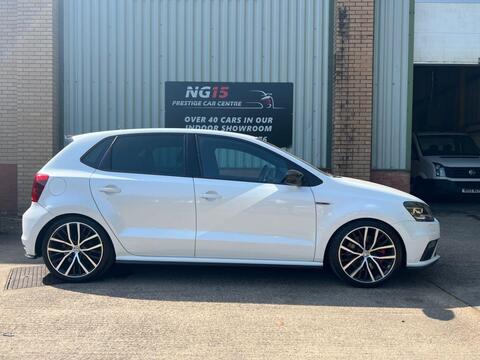 Volkswagen Polo view 2