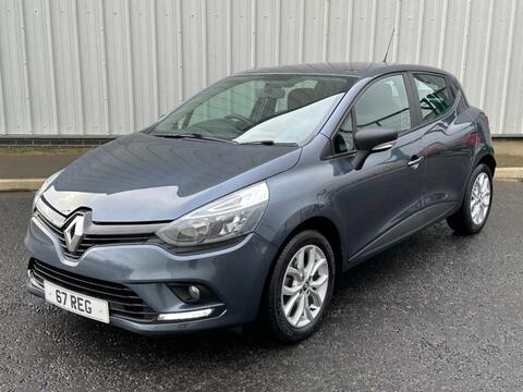 Renault Clio view 14