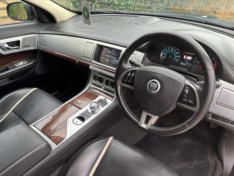 Jaguar XF view 2