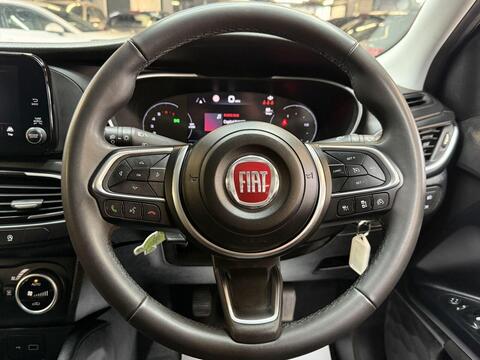 Fiat Tipo view 11