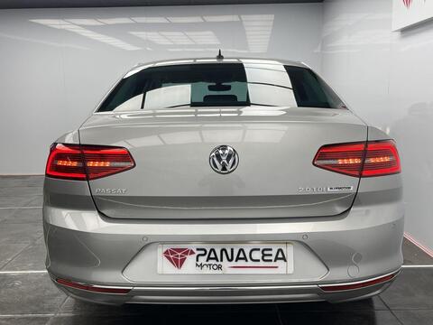 Volkswagen Passat view 29
