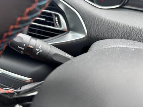 Peugeot 308 view 44
