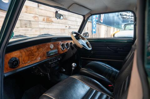 Rover Mini view 18