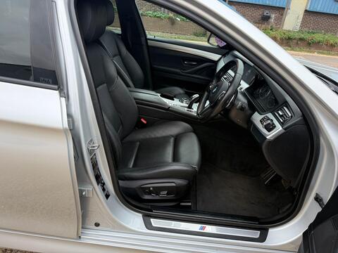 BMW 5 Series view 11