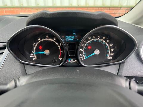 Ford Fiesta view 24
