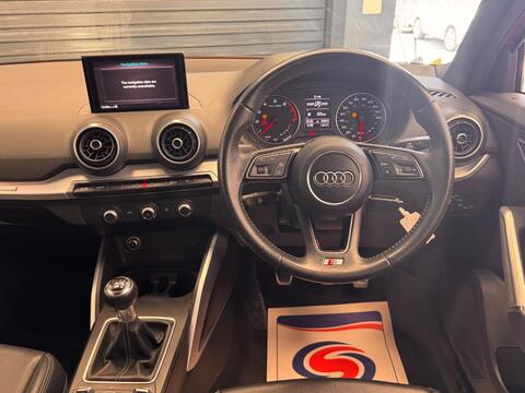 Audi Q2 view 29