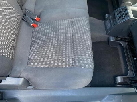 Vauxhall Zafira view 27