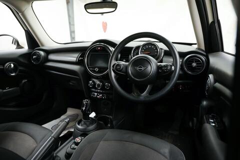 Mini Hatch view 10