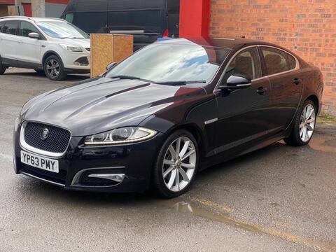 Jaguar XF view 2