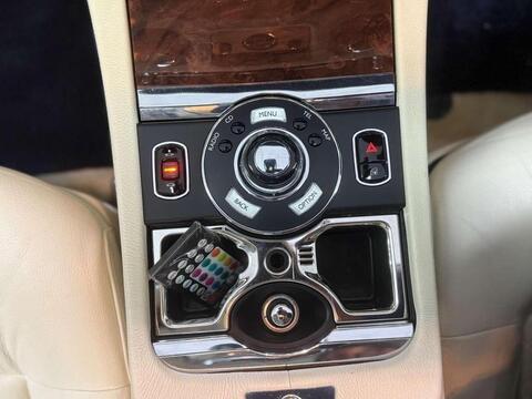 Rolls-Royce Ghost view 31