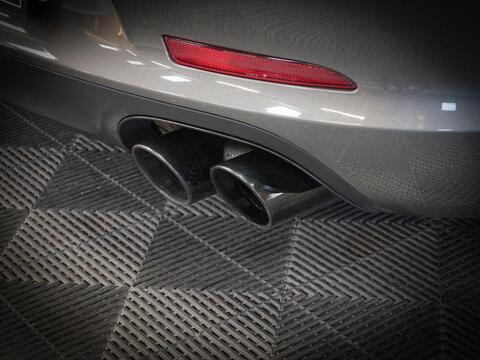 Porsche 911 view 36